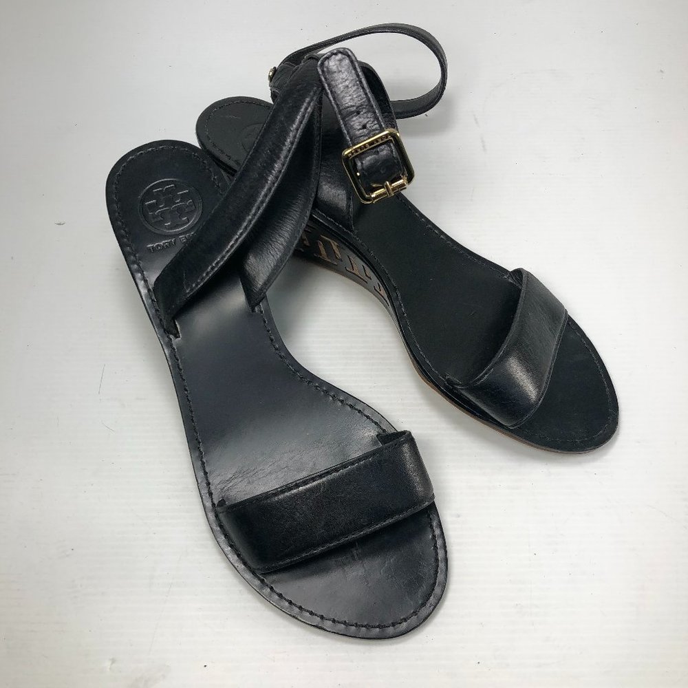 Tory Burch 4726 Black Leather Ankle Strap Sandals
